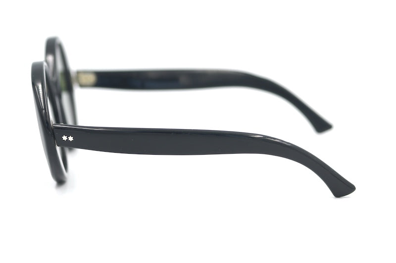 Carousel by Paul Green 60s vintage sunglasses. Black round mod sunglasses. Women's 60s mod sunglasses. 