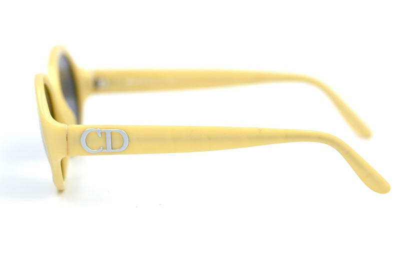 Dior 2977 women's vintage round sunglasses. Women's 60s style mod sunglasses.