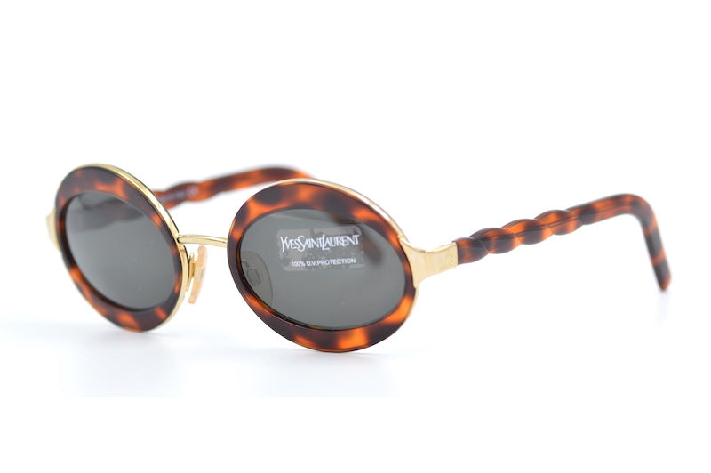YSL 6058 vintage sunglasses. Women's YSL sunglasses. Saint Laurent sunglasses. Women's Saint Laurent sunglasses. Designer sunglasses. 