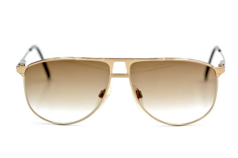Safilo Emozioni gold aviator vintage sunglasses. Cliff Booth, Brad Pitt style inspired vintage sunglasses.