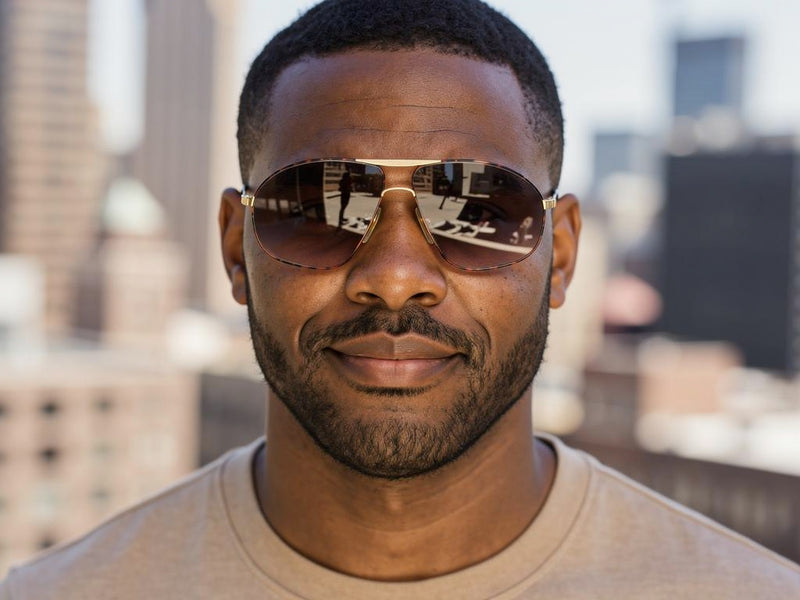 Dunhill 6098 men's oversized aviator sunglasses in colour 41 on a model