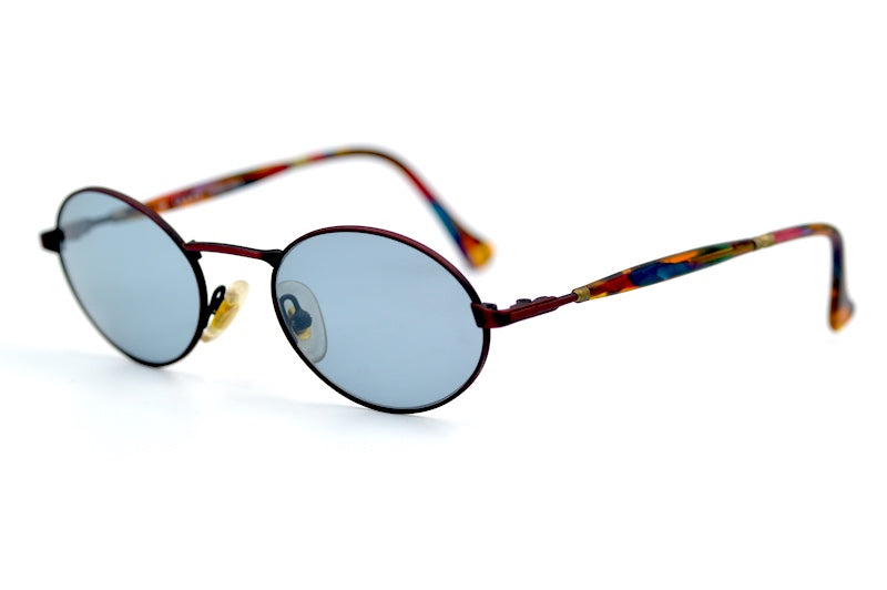 Gucci 1331 Oval Vintage Sunglasses. Vintage Gucci sunglasses. 90s vintage sunglasses. Oval gucci sunglasses.