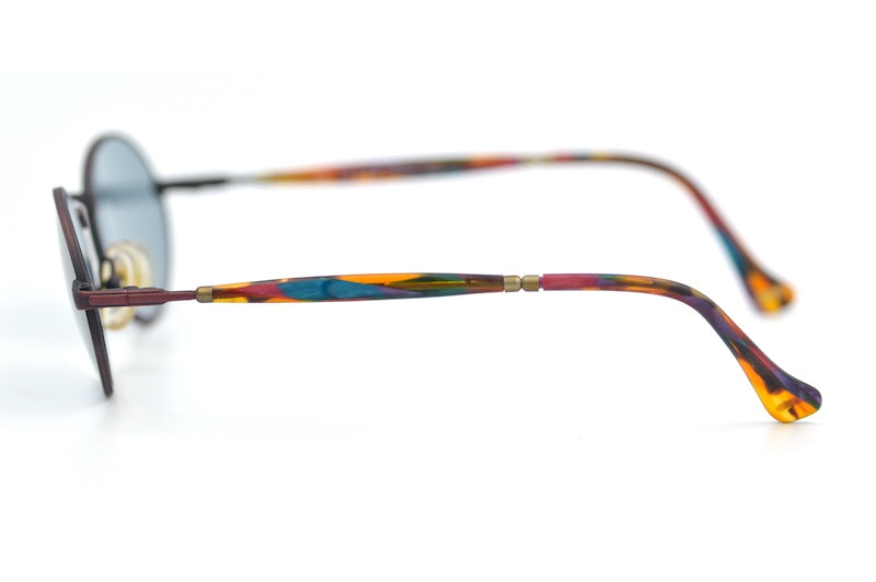 Gucci 1331 Oval Vintage Sunglasses. Vintage Gucci sunglasses. 90s vintage sunglasses. Oval gucci sunglasses.