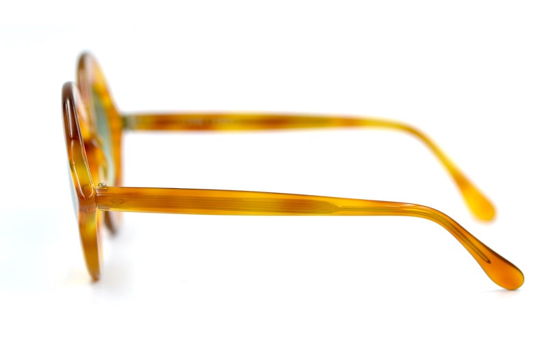 Pierre Cardin Kiss C-18 60s vintage sunglasses. Women's 60s Mod style sunglasses. 