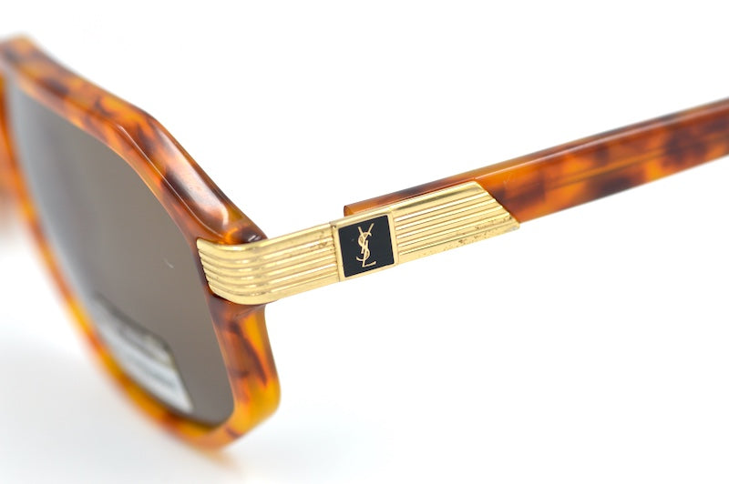 Yves Saint Laurent 6523 men's vintage sunglasses in colour Y519