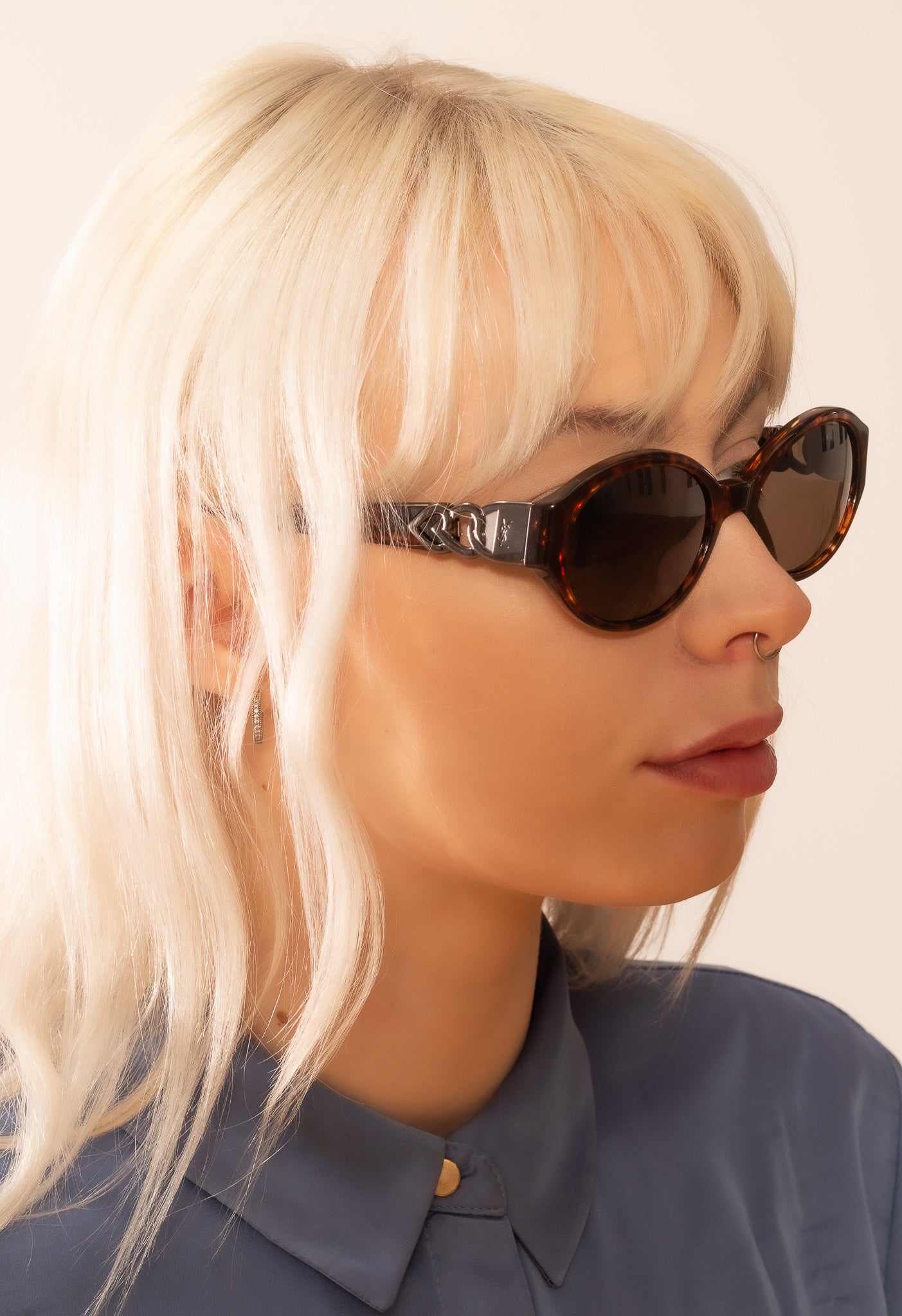 Yves Saint Laurent 6557 vintage sunglasses. YSL sunglasses. YSL love heart detail sunglasses. Rare vintage YSL sunglasses. Vintage designer sunglasses. Heart detail sunglasses.
