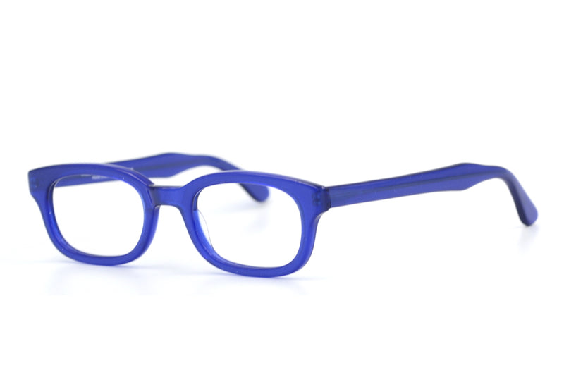 Anglo American Eyewear Biker in blue. Classic, timeless glasses. Buy glasses online. Vintage glasses. Retro glasses. Sustainable glasses.