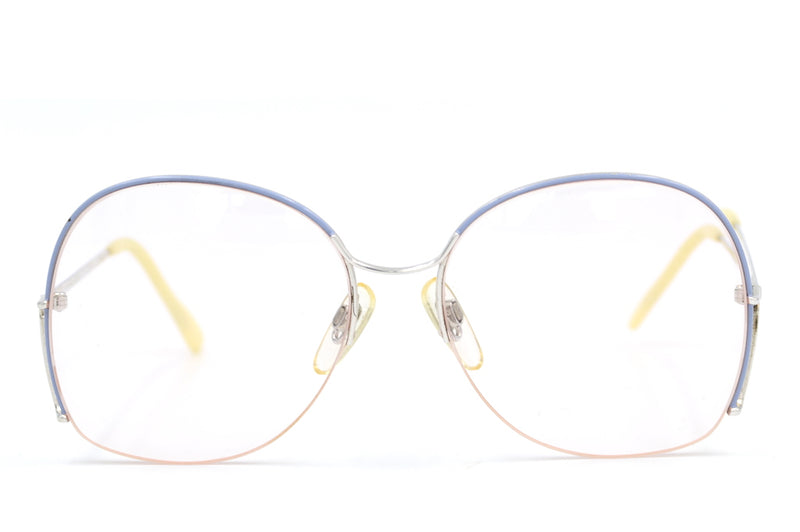 Atrio Vintage Glasses. Ladies Vintage Glasses. Ladies Aviator Glasses. Cool Stylish glasses. Sustainable Glasses. 