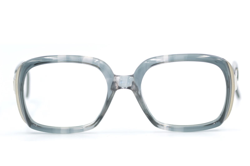 Metzler 4247 mens vintage glasses. 70's vintage glasses. Metzler glasses. Sustainable glasses. High quality vintage glasses.