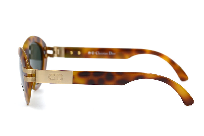 Christian Dior 2905 11 Vintage Sunglasses. Christian Dior Sunglasses. Dior Sunglasses. Cat Eye Dior Sunglasses. Vintage Cat Eye Sunglasses. Designer Sunglasses. Vintage Designer Sunglasses.