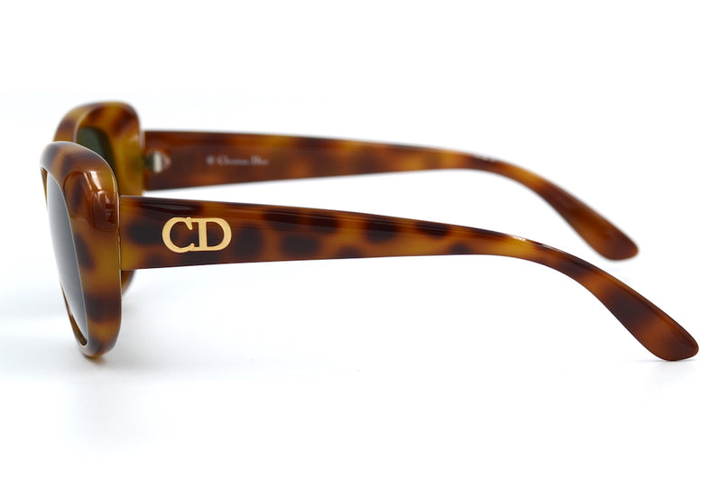 Christian Dior 2945 11 Vintage Sunglasses. Ladies Vintage Sunglasses. Christian Dior Sunglasses. Dior Sunglasses. Vintage Dior Sunglasses. Designer Sunglasses.