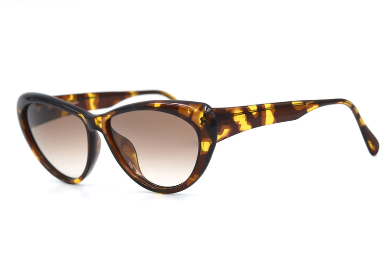 Viennaline 1696 10 vintage sunglasses. Designer vintage sunglasses. Womens Sunglasses. Vintage sunglasses. 1980's sunglasses. Cat eye sunglasses.
