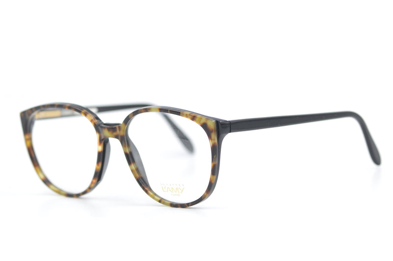 L'AMY Thomas vintage glasses. Unisex vintage glasses. Rare Vintage Glasses. L'AMY Lunettes. Sustainable eyewear. Stylish Glasses.