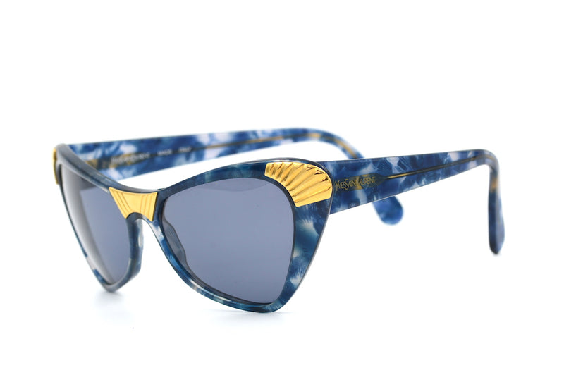 YSL 6507 Y556 Vintage Sunglasses. Yves Saint Lauren Vintage Sunglasses. YSL Sunglasses. YSL Vintage Sunglasses. Cat Eye YSL Sunglasses. Ladies Vintage Sunglasses. Cat Eye Vintage Sunglasses.