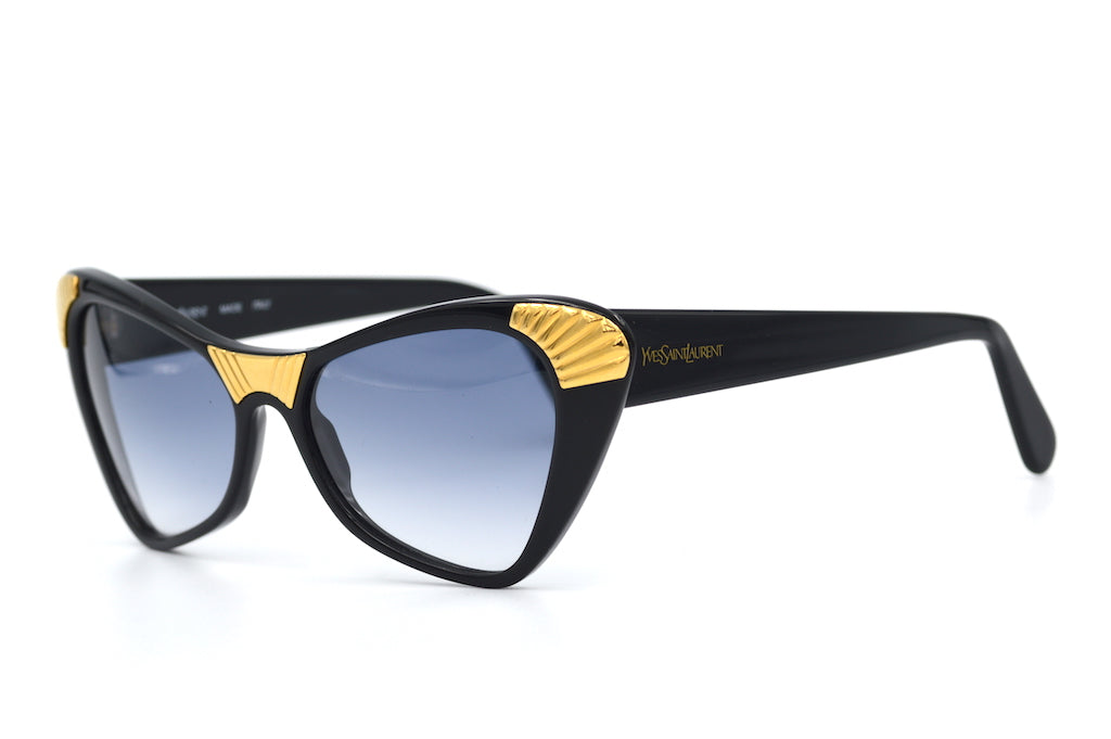 Yves Saint Laurent 6507 Vintage Sunglasses. YSL Vintage Sunglasses. YSL cat eye sunglasses. Vintage cat eye sunglasses. Rare YSL sunglasses.