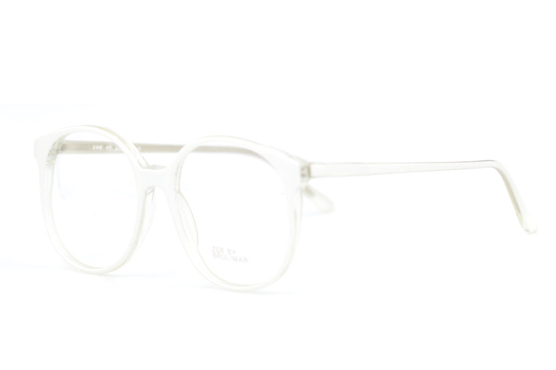Zoe 2305 white vintage glasses. White oversized glasses. White eyeglasses. Retro white eyeglasses. Retro sustainable glasses. 