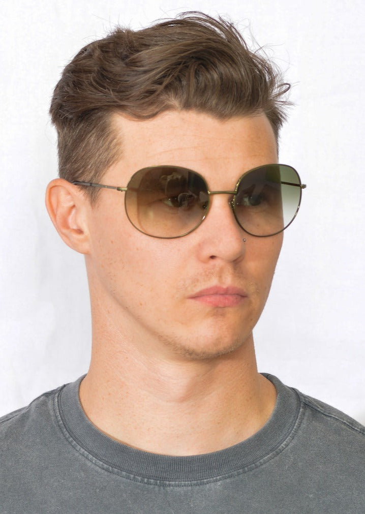 Gianfranco Ferre 597 Vintage Sunglasses. GFF Vintage Sunglasses. GFF Sunglasses. Oversized round sunglasses.