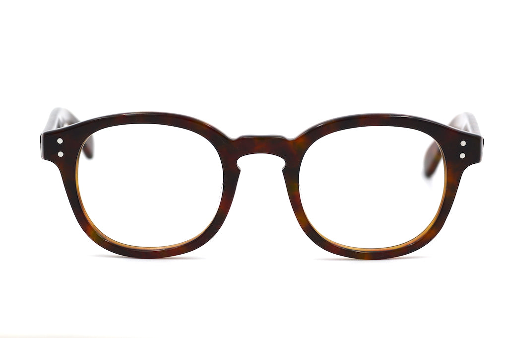 Laine Retro Glasses. Retro Style Glasses. Mens Retro Glasses. Ladies Retro Glasses. Sustainable Eyewear.