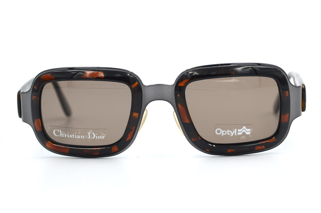 Christiain Dior 2035 Vintage sunglasses. 1980's Vintage sunglasses. Designer vintage sunglasses. Christian Dior sunglasses. Dior Sunglasses. Vintage Dior.