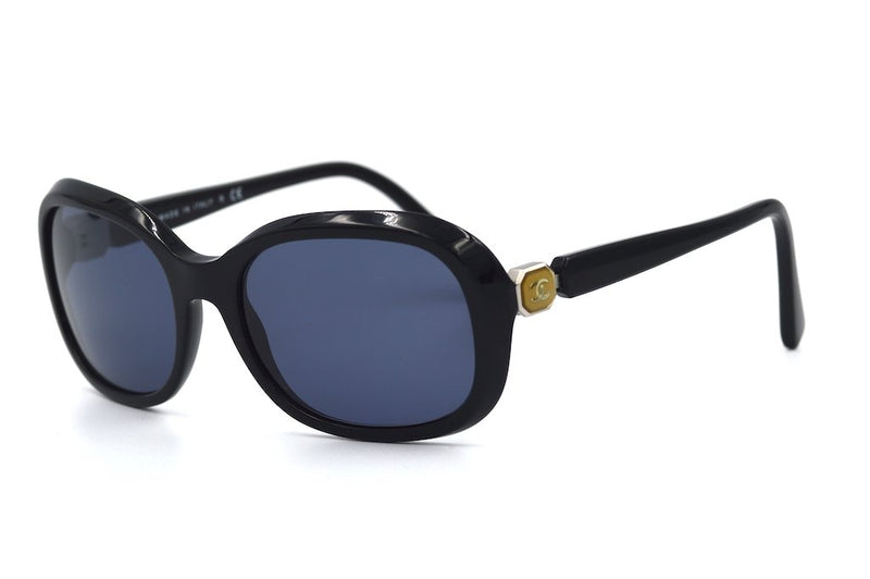 Chanel 5286 vintage sunglasses. Chanel Sunglasses. Cheap Chanel Sunglassses. Ladies Designer Sunglasses. Ladies Chanel Sunglasses.