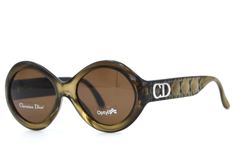 Christian Dior Greta Vintage Sunglasses. Ladies Vintage Sunglasses. Round Vintage Sunglasses. Round Designer Sunglasses. 1980's Sunglasses. Christian Dior Sunglasses. Sustainable Sunglasses.