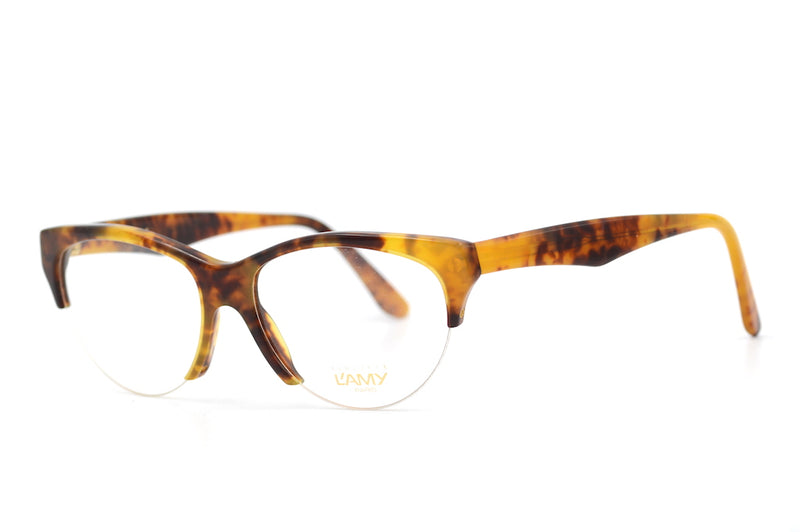 L'AMY Ambre Vintage Glasses. Ladies Vintage Glasses. Cat Eye Vintage Glasses. Supra Vintage Glasses. Sustainable glasses.