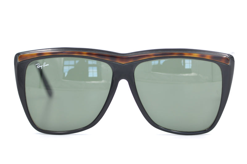 B&L RayBan W0353 Traditionals Marine vintage sunglasses. Rare B&L sunglasses. Rare RayBan sunglasses. Collectable RayBan sunglasses. 