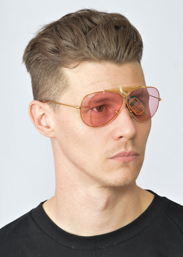 ray ban shooter cigarette holder A Look at Sunglasses Brand Ray-Ban Through the Years pearl brow bar to perfection Always on target // Launched