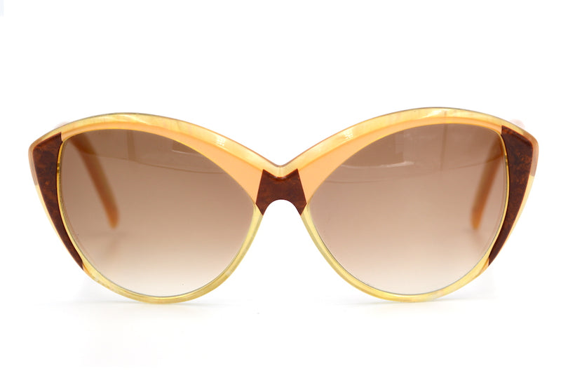 YSL 8702 P70 Vintage Sunglasses. Yves Saint Lauren Vintage Sunglasses. YSL Sunglasses. YSL Vintage Sunglasses. Cat Eye YSL Sunglasses. Ladies Vintage Sunglasses. Cat Eye Vintage Sunglasses. 80's YSL