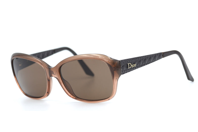 Christian Dior vintage sunglasses, Christian Dior Sunglasses, Vintage Christian Dior, Dior Sunglasses, Dior sonnenbrille, Dior Gafas de Sol. Sustainable Sunglasses. Cheap Designer Sunglasses.