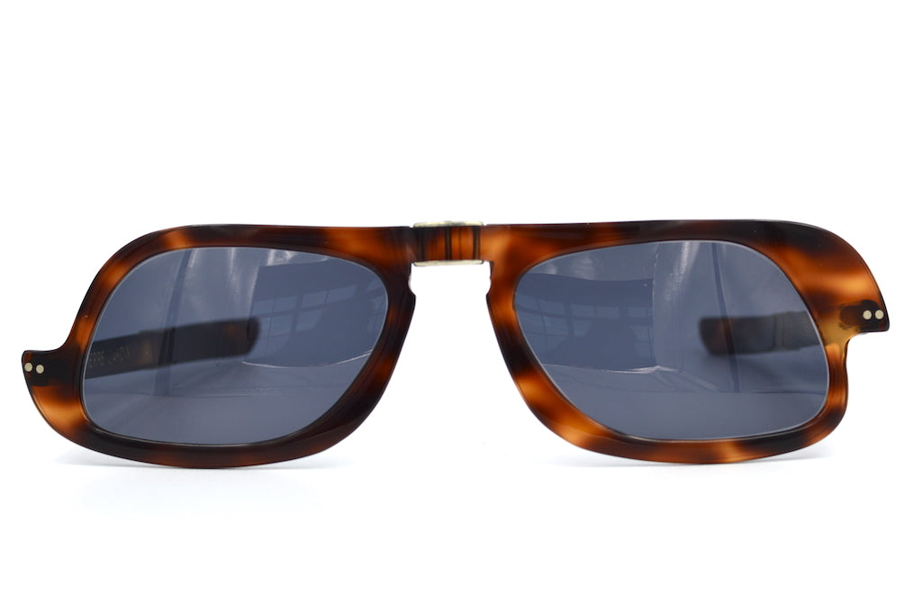 Fold up sunglasses deals