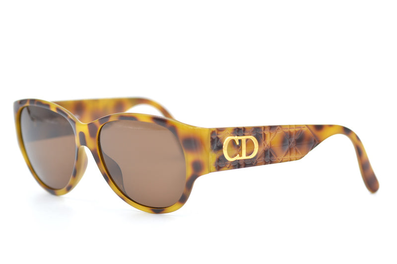 Christian Dior 2005 vintage sunglasses. 90s Christian Dior sunglasses. 90s Dior Sunglasses. Princess Diana Sunglasses.
