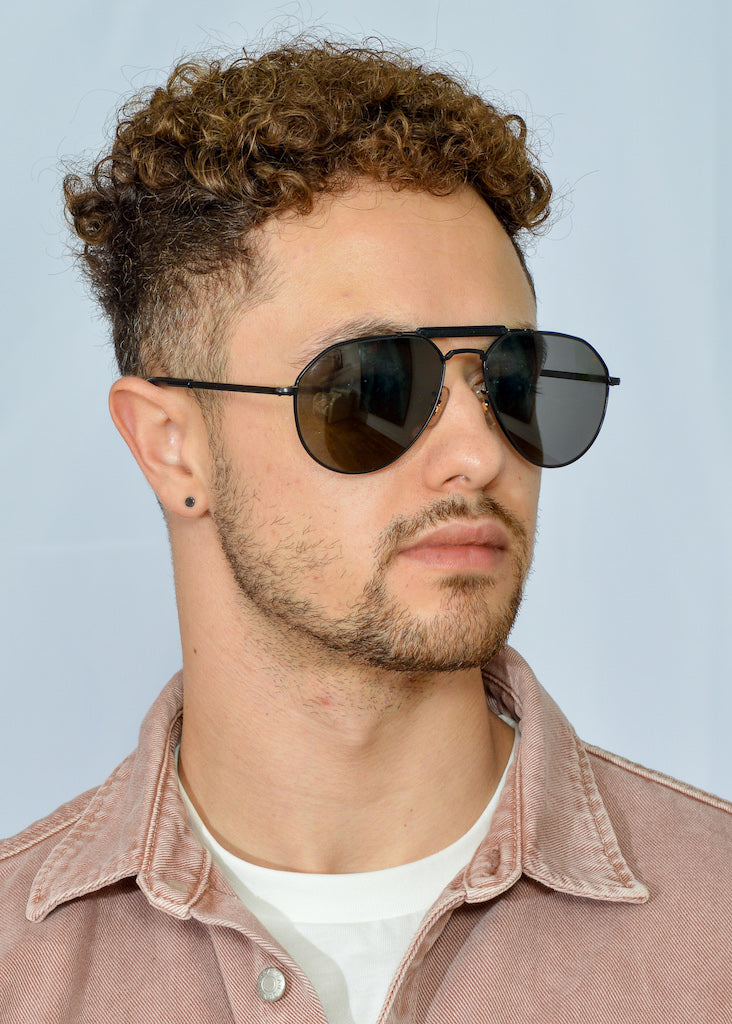 Retro pilot sunglasses top