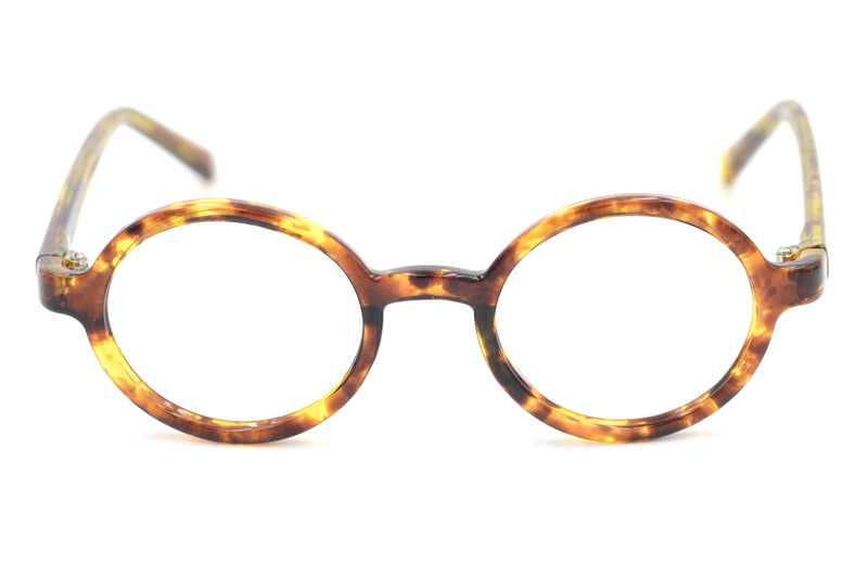 Sustainable glasses, sustainable eyewear, cheap glasses, cheap vintage glasses,