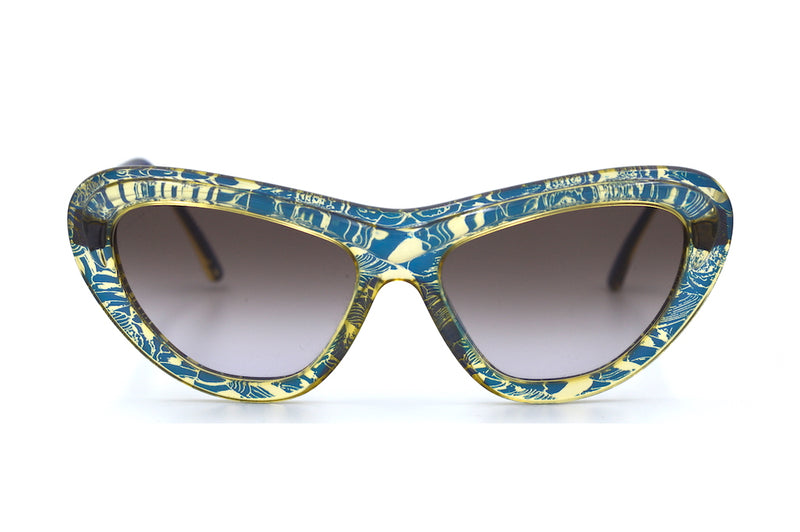 Christian Lacroix 7367 Vintage sunglasses. Christian Lacroix Sunglasses. Vintage cat eye sunglasses. Designer Sunglasses. Vintage Sunglasses.