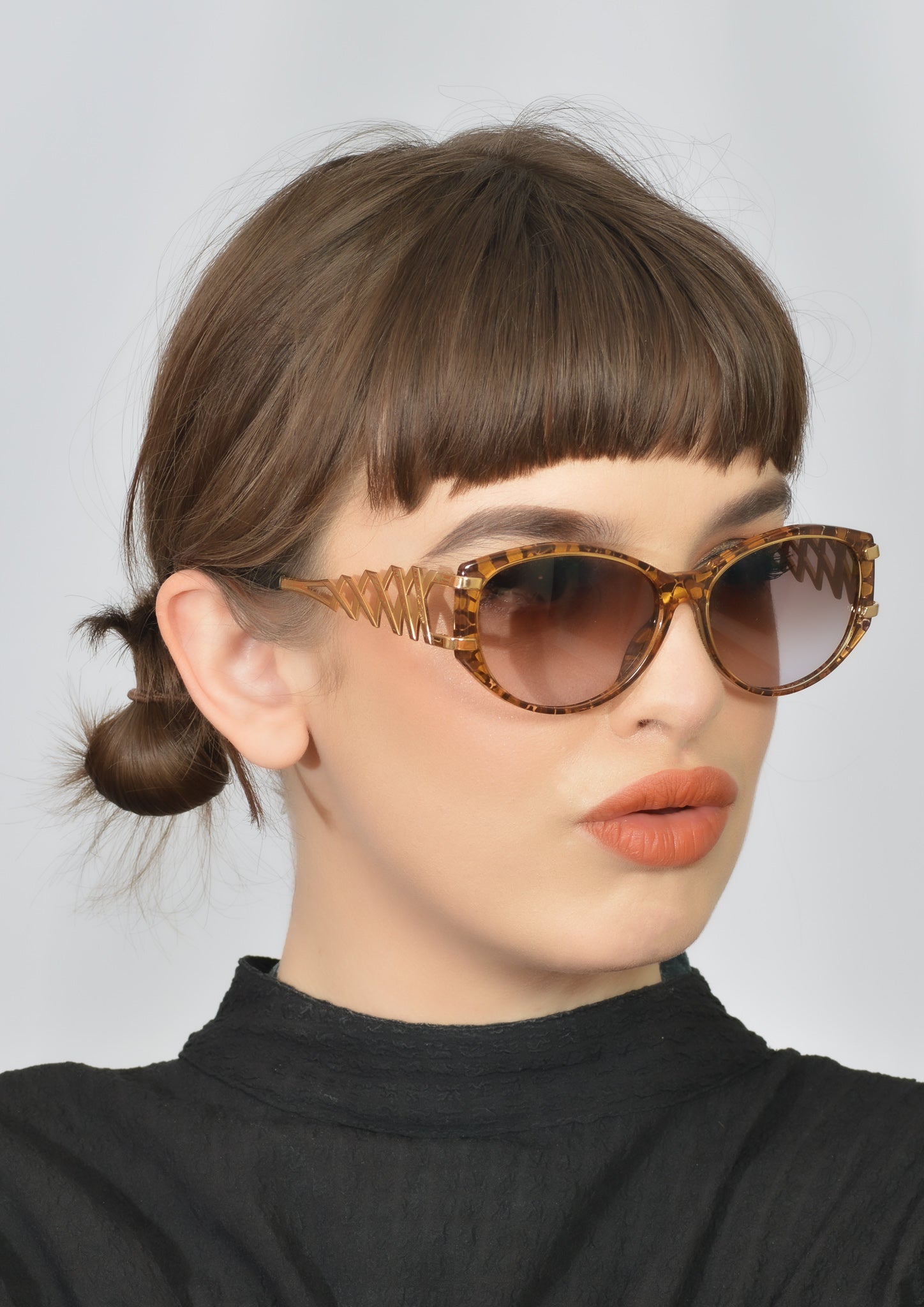 Paloma Picasso 3812 80 Vintage Sunglasses. Ladies Vintage Sunglasses. Vintage Designer Sunglasses. Rare Vintage Sunglasses. Sustainable Sunglasses. Ladies Designer Sunglasses.