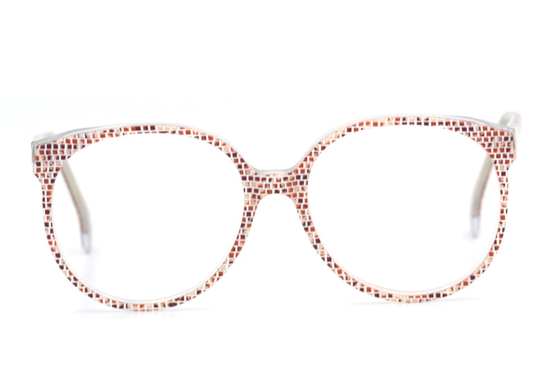 Chelsea DB vintage glasses. Oversized vintage glasses. 1980's ladies glasses. Stylish vintage glasses. Retro Glasses. Buy oversized glasses online. Sustainable eyeglasses. Vintage eyeglasses. Vintage eyewear.