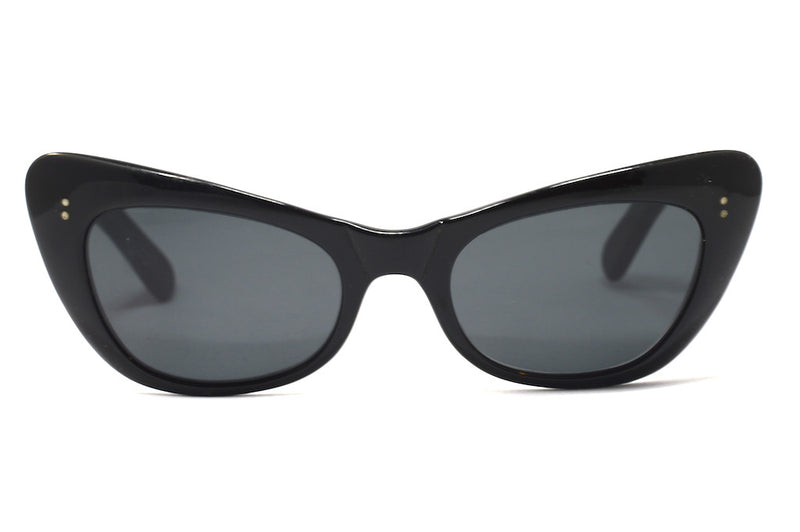 Front view 1950's black cat eye vintage sunglasses